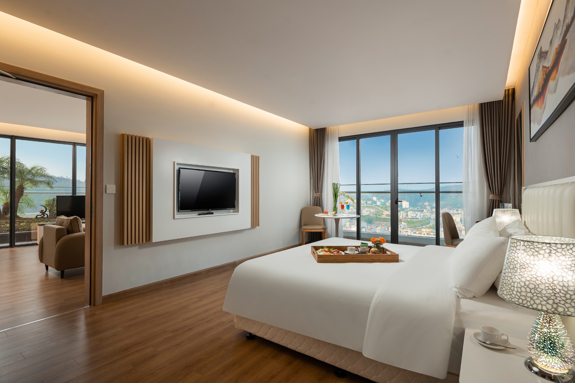 Phòng nghỉ 5 sao tại DeLaSea Hạ Long