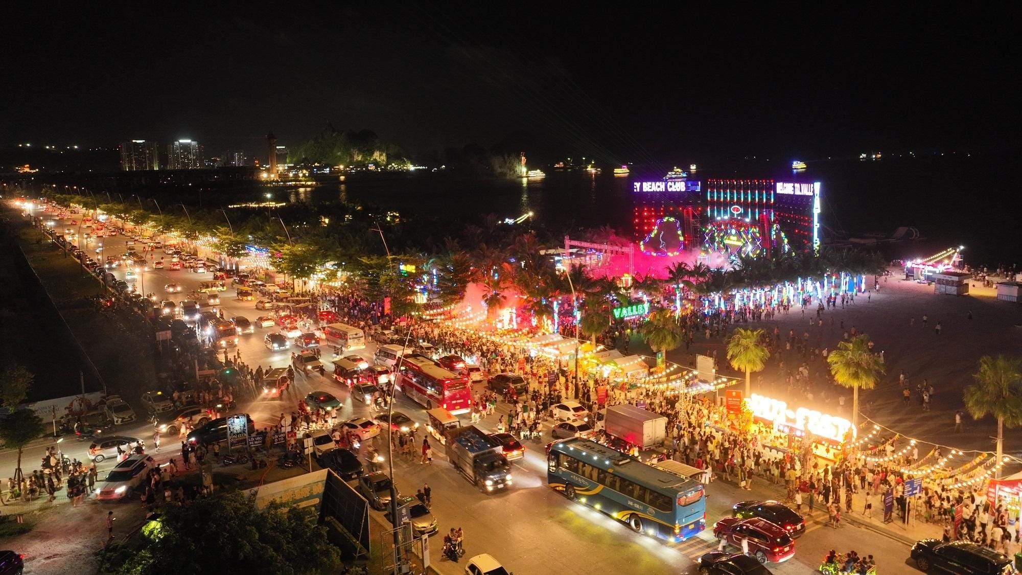 Tháng 6 - tháng lễ hội tại Vịnh Hạ Long